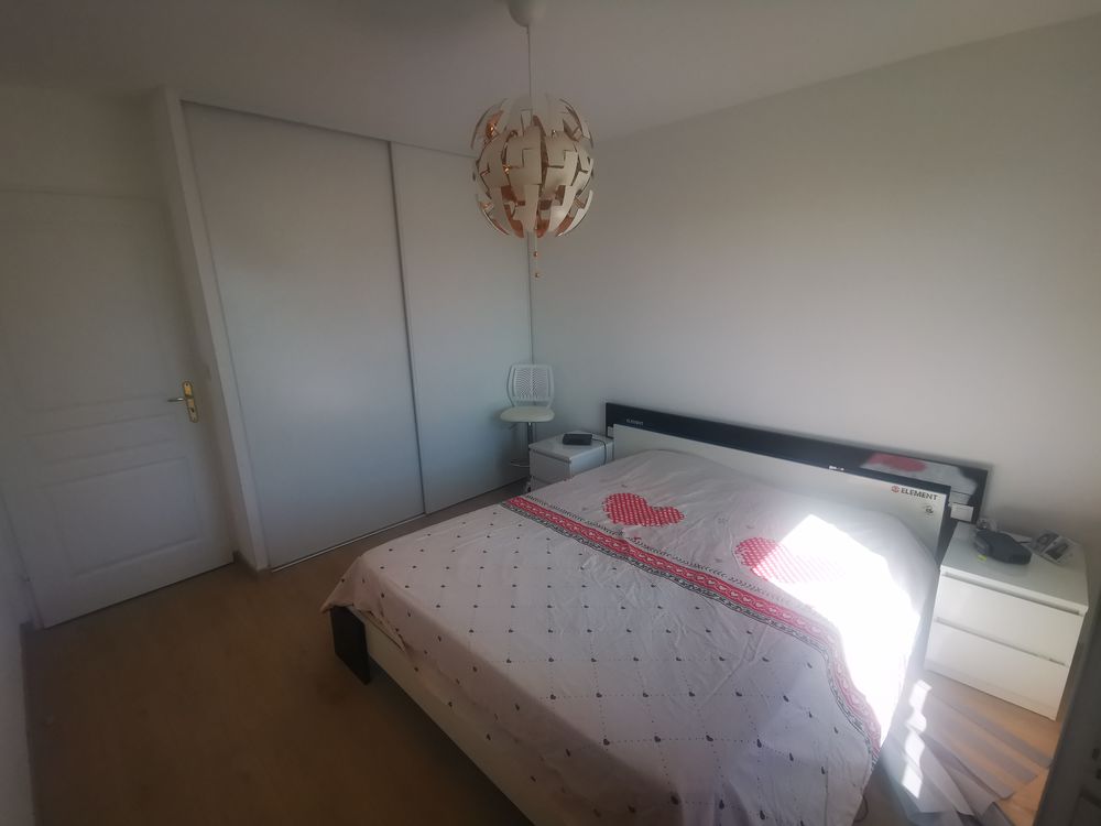 Vente Appartement RARE : Splendide T3 refait entièrement + 3 Parkings Roques