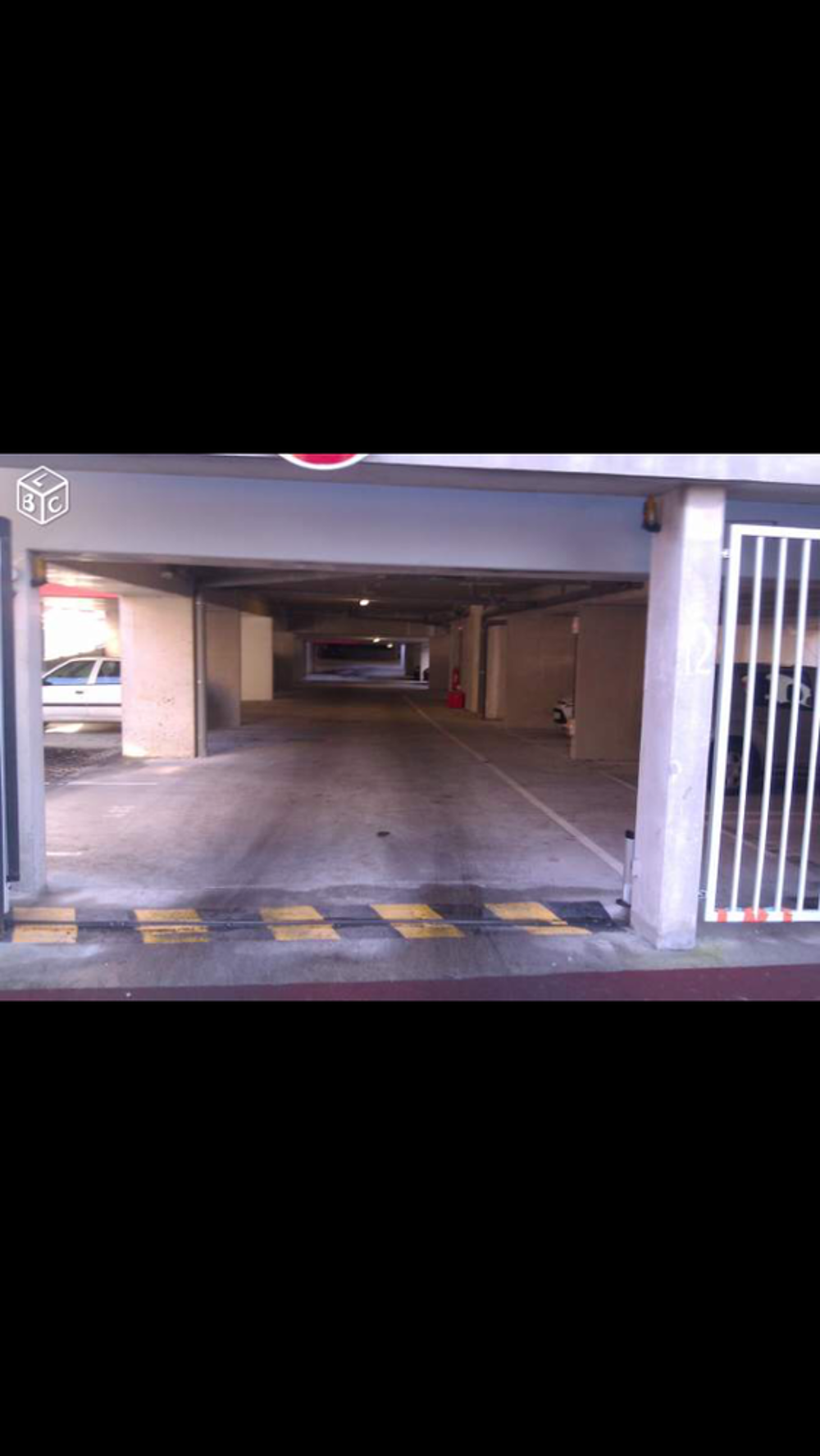 Location Parking/Garage Parking privé, couvert,sécurisé - Maternité  -  rue Ingres Roubaix