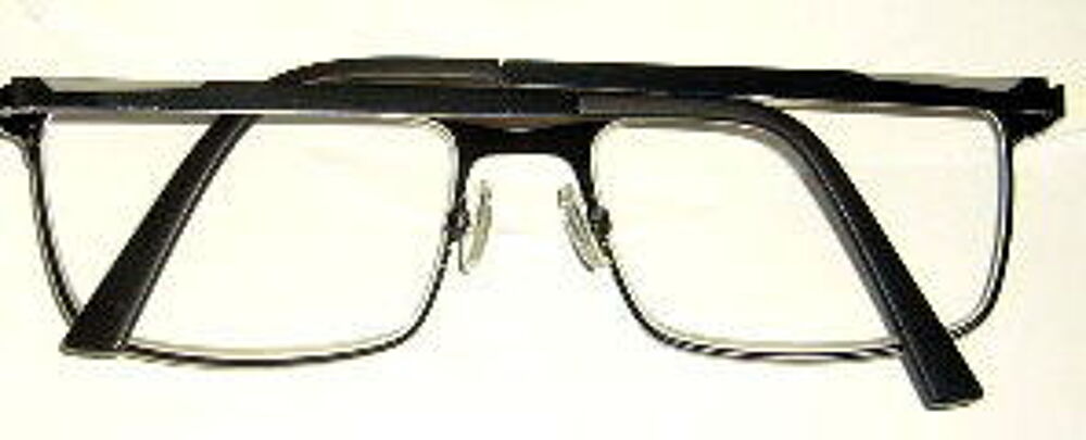Lunettes de vue monture m&eacute;tal IKALY etat neuf Décoration