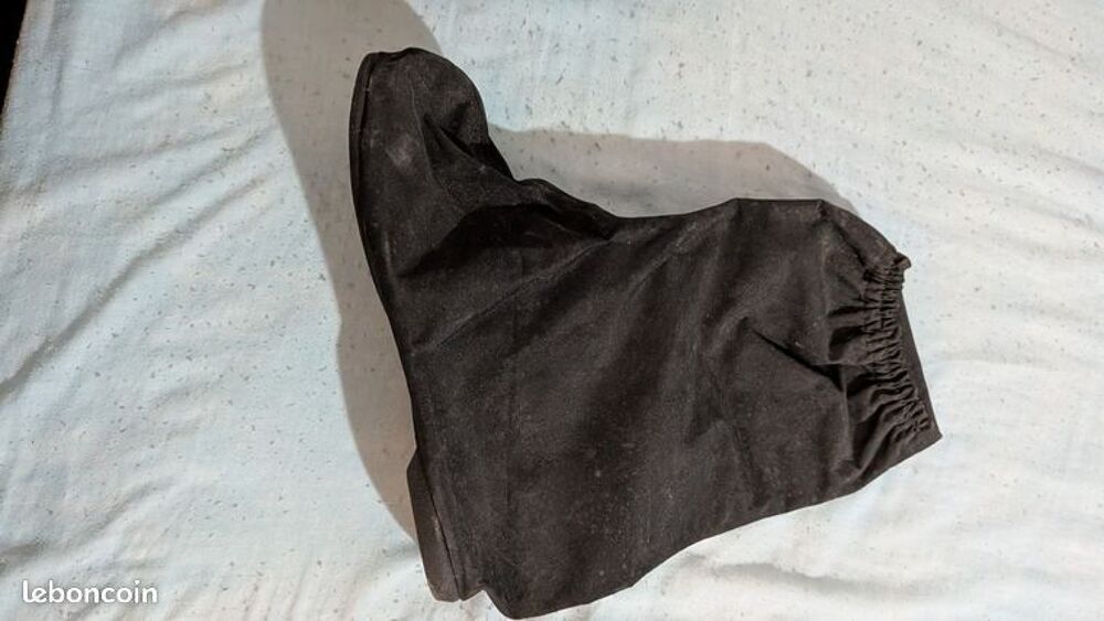 Bottes moto Vega noires ? protections Vêtements