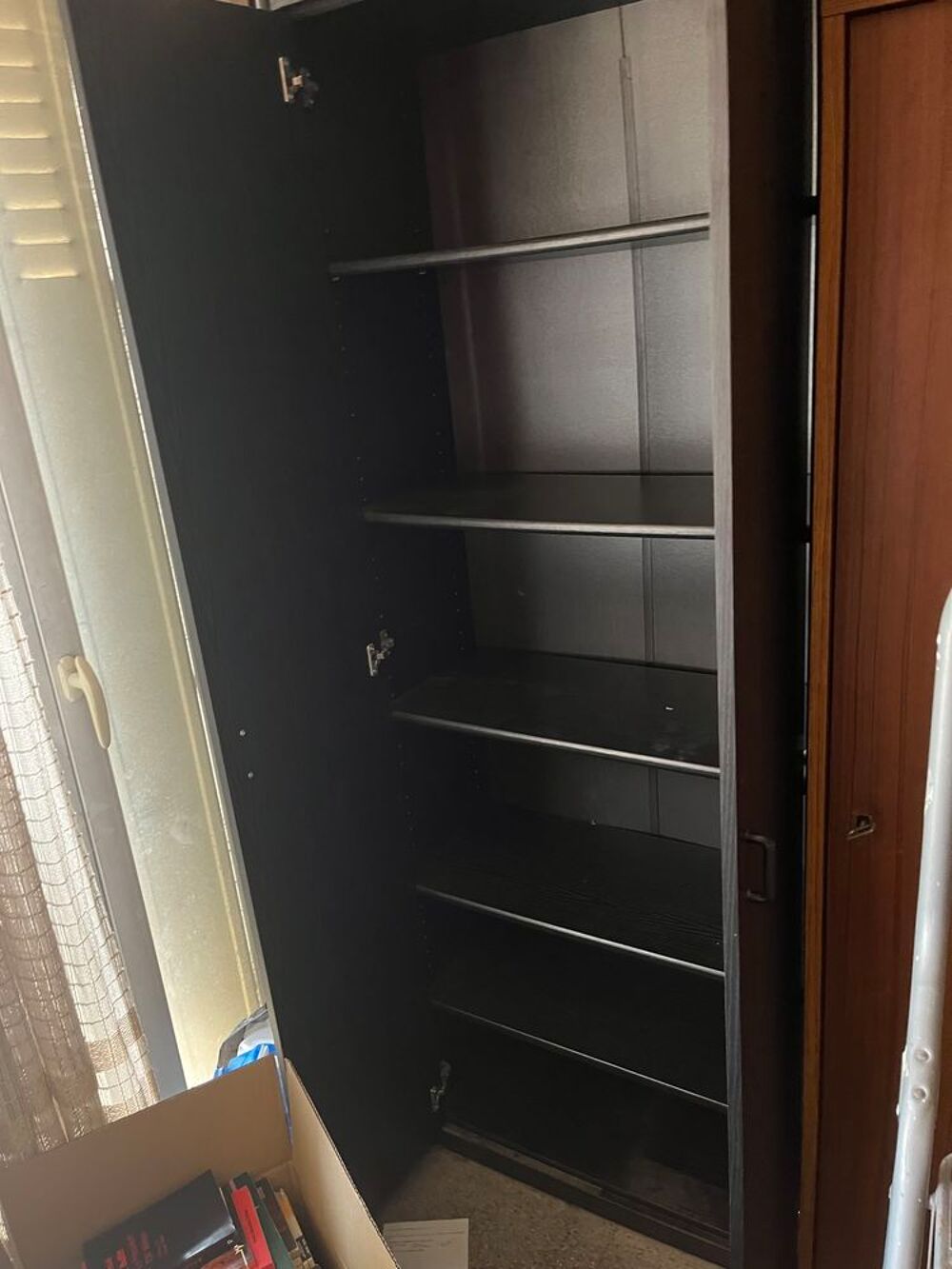 ! Armoires noire en bois Meubles