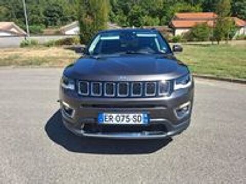 Compass 2.0 I MultiJet II 140 ch Active Drive BVA9 Longitude 2017 occasion 38150 Roussillon