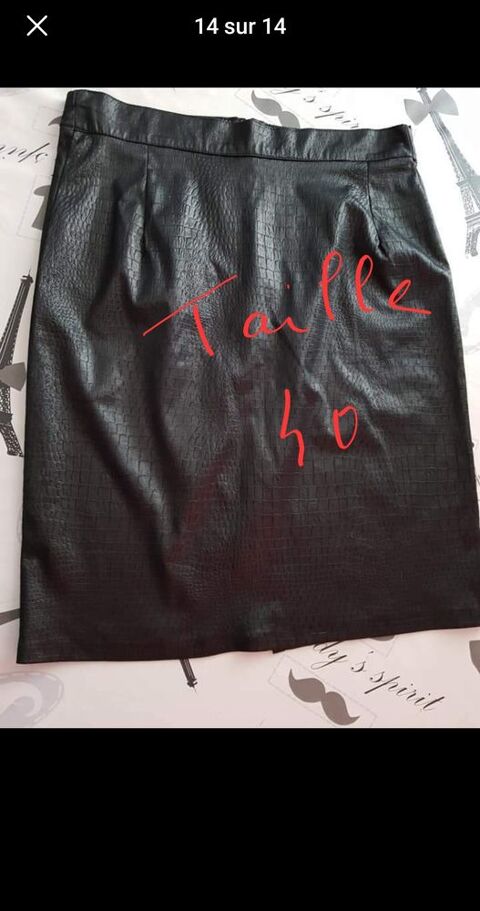 jupe tissu noire taille 40 7 Bron (69)