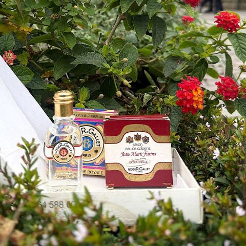 Eau de cologne miniature Extra-Vieille Roger & Gallet 15 ml et deux savonnettes 15 Arpajon (91)