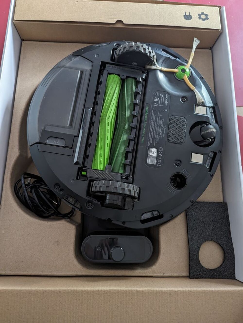 Aspirateur roomba I7 Electroménager