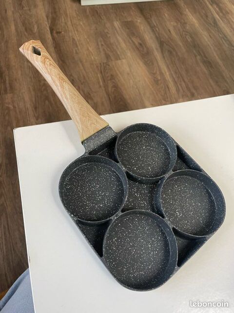 Po�le � pancake anti adh�sive neuve Beauchamp (95)