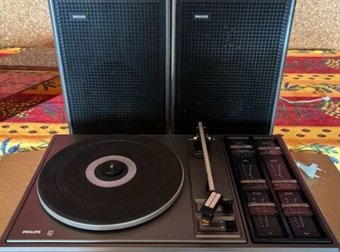 PLATINE TOURNE-DISQUE PHILIPS 50 Ch�teaumeillant (18)