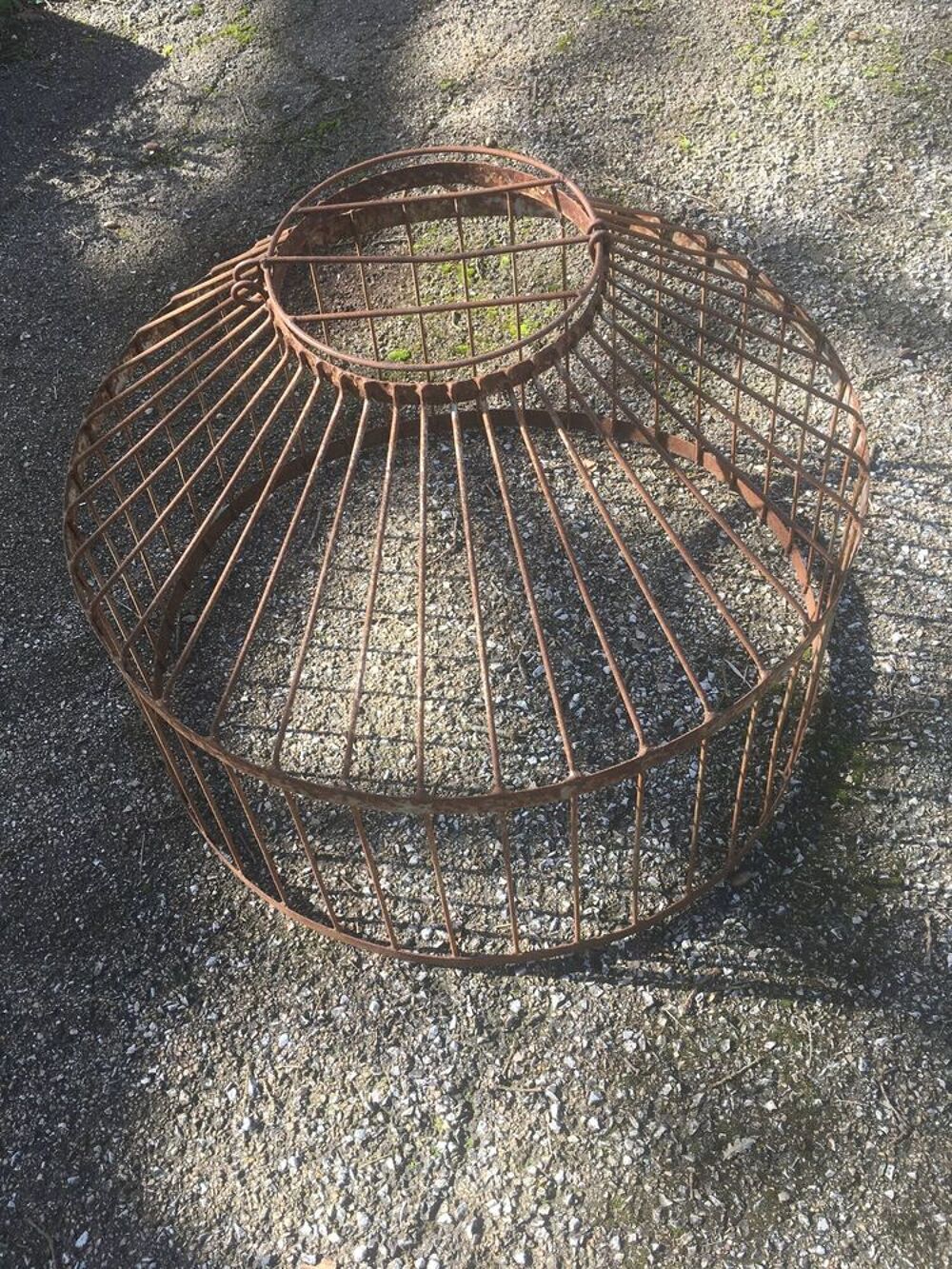Cage de jardin d&eacute;pla&ccedil;able poule/lapin/cochon d'inde
Jardin