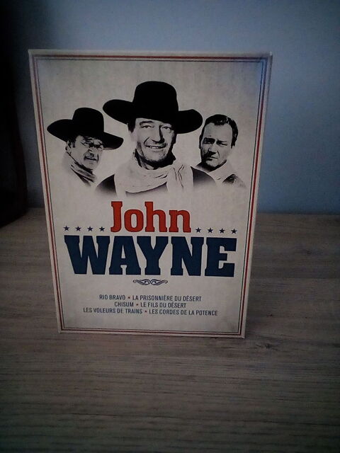 Coffret Western avec John Wayne 12 Euville (55)