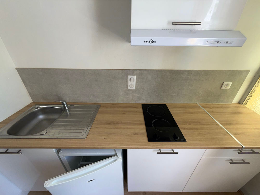 Location Appartement Studio avec cuisine ouverte, au calme, sur jardin intérieur Niort