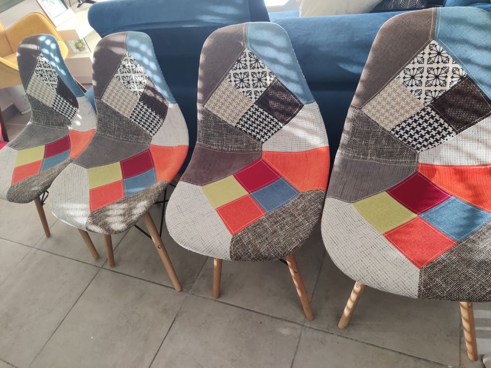 Chaises patchwork neuves_lot de 4_avec housse Meubles