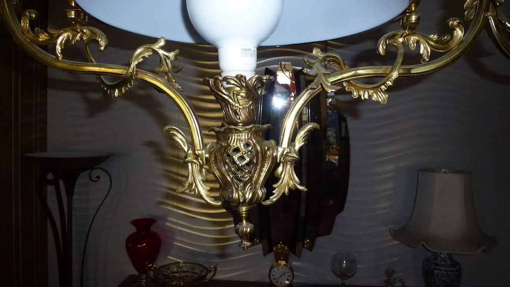 Lustre ancien en bronze dor&eacute; Décoration