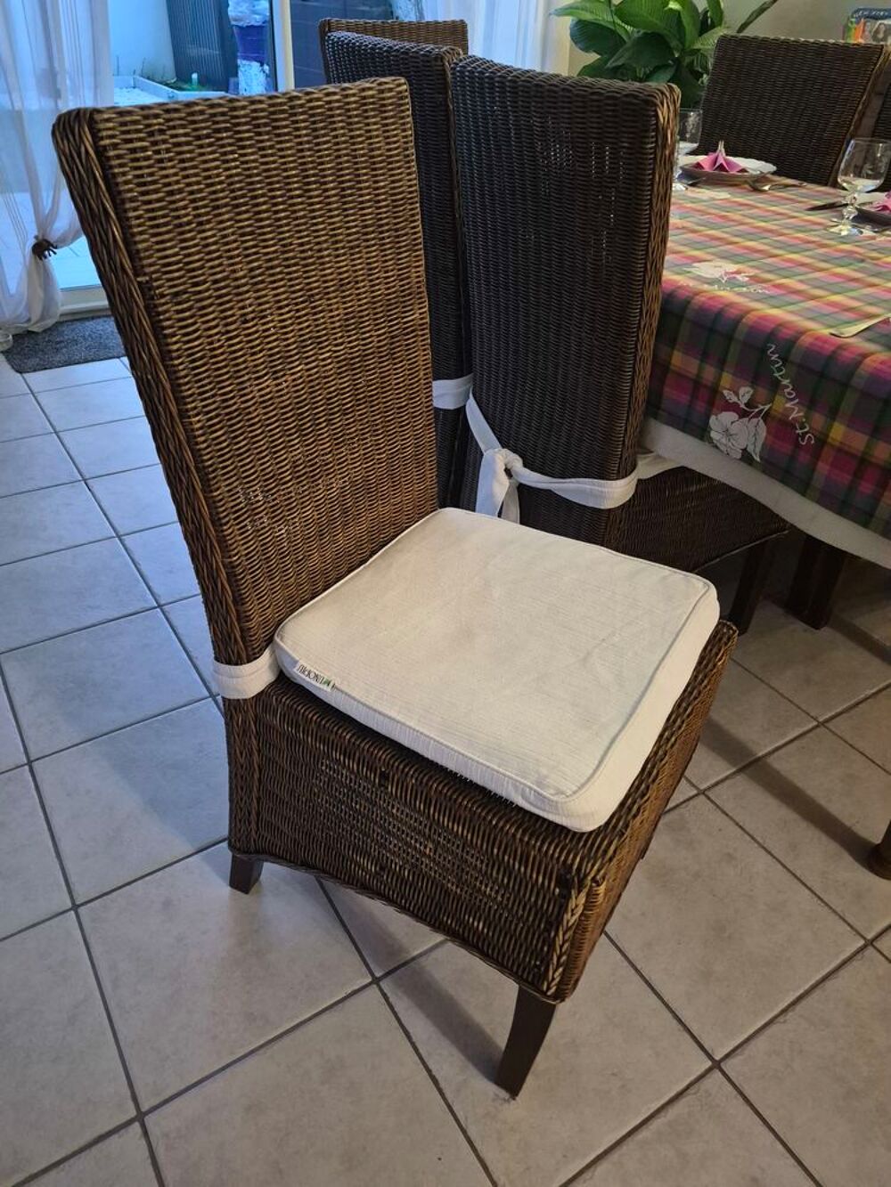 table et chaises salle a manger Meubles