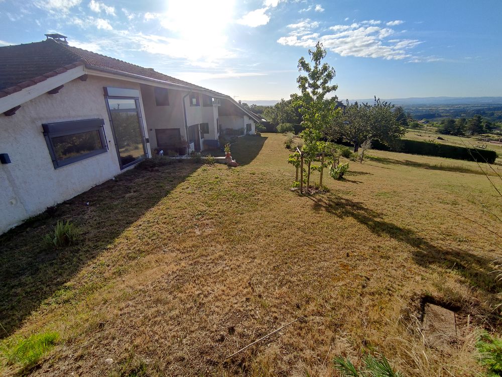 Vente Villa Maison d'architecte, proche Renaison, 8 pièces, superbe vue Ambierle