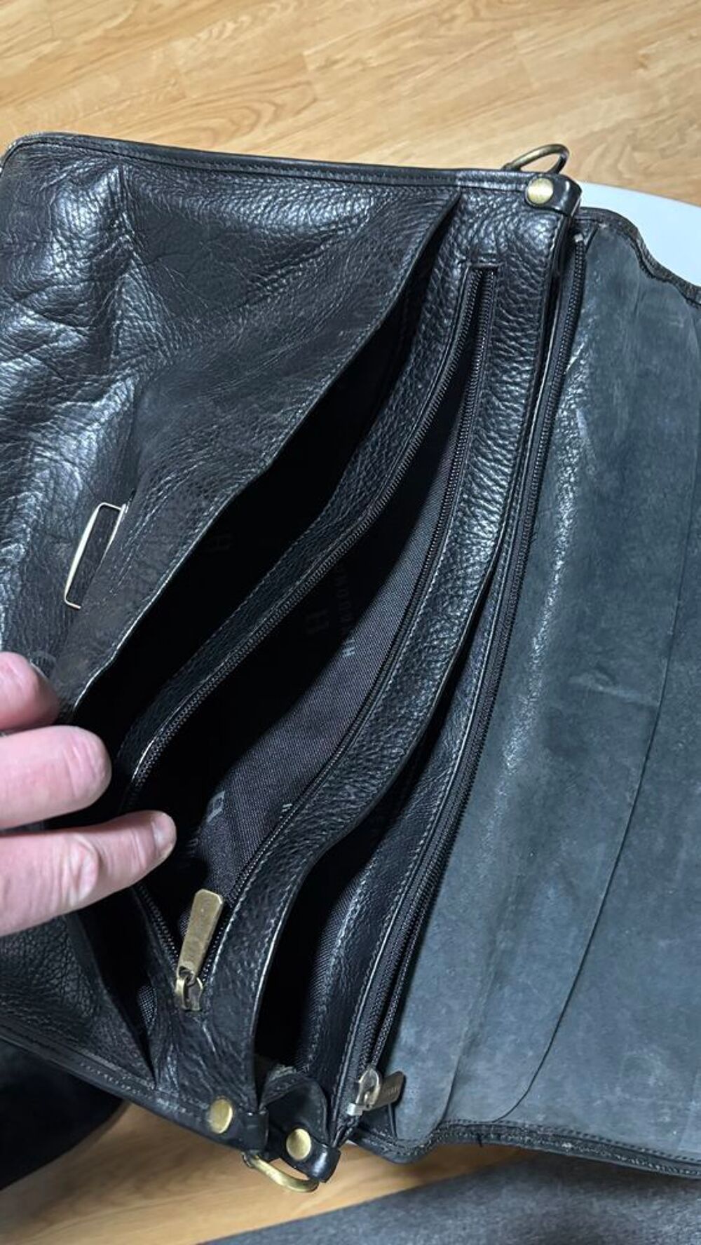 Cartable cuir v&eacute;ritable Maroquinerie