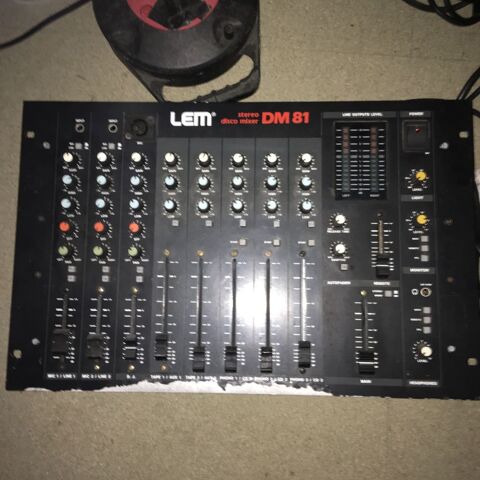 table de mixage DM 81 LEM 190 Saint-Jean-de-Braye (45)