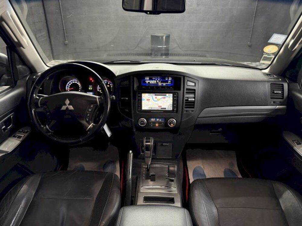Pajero 3.2 Di-D170 Instyle BA Court 4x4 2008 occasion 33520 Bruges