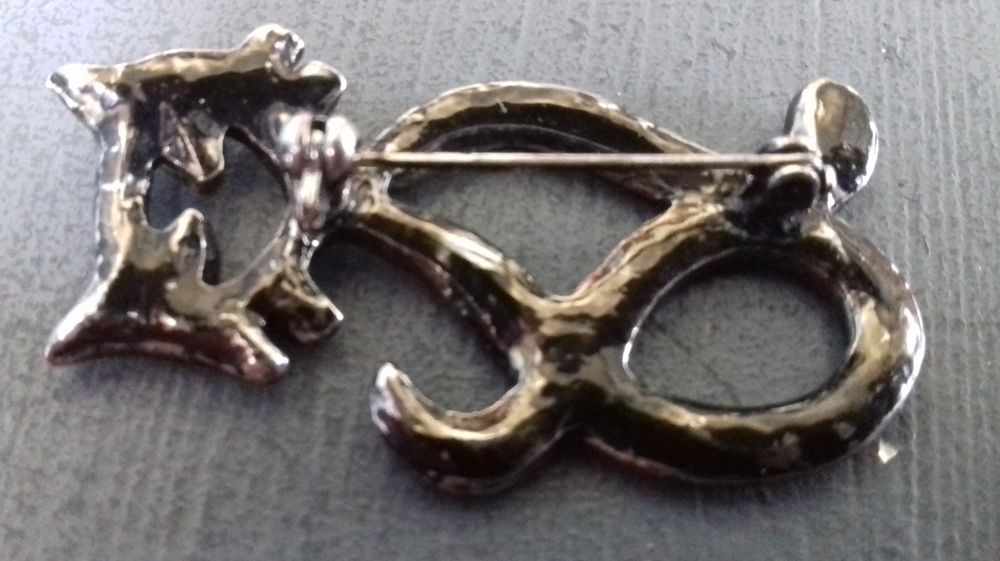 BROCHE FANTAISIE PERLES FORME de CHAT Bijoux et montres