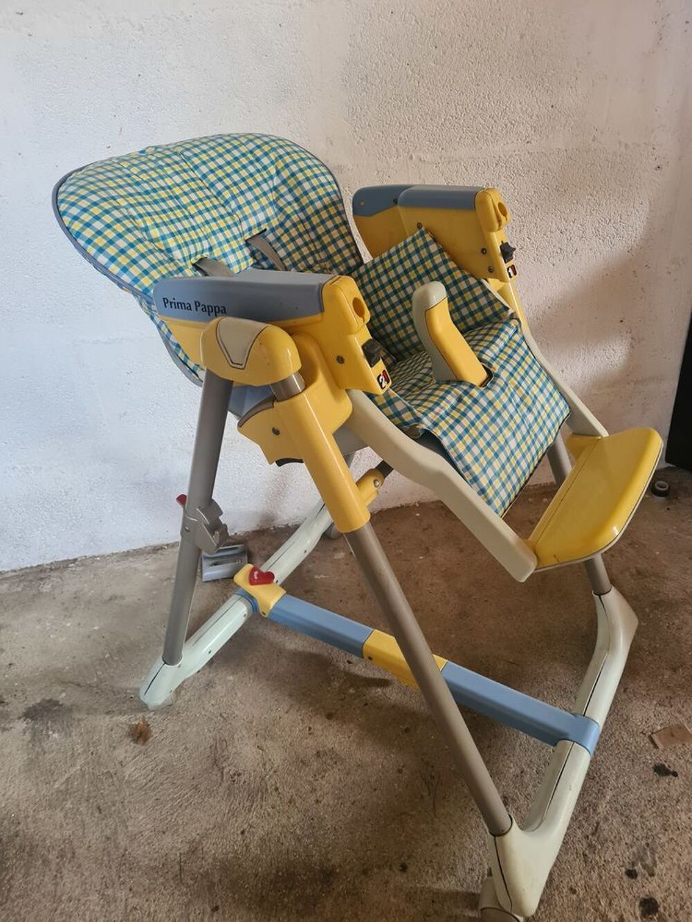 Chaise haute Puériculture