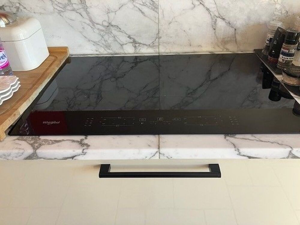 Plaque induction whirlpool Electroménager