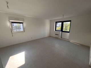  Appartement à louer 2 pièces 46 m²