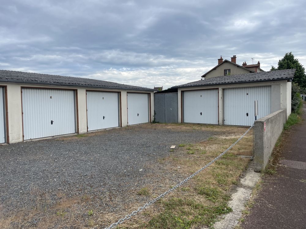 Vente Parking/Garage 7 Garages tous lous Vallon-en-sully