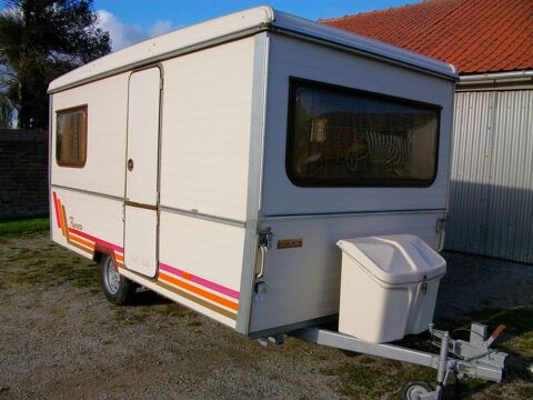 FLEURETTE Caravane 1983 occasion Esquelbecq 59470
