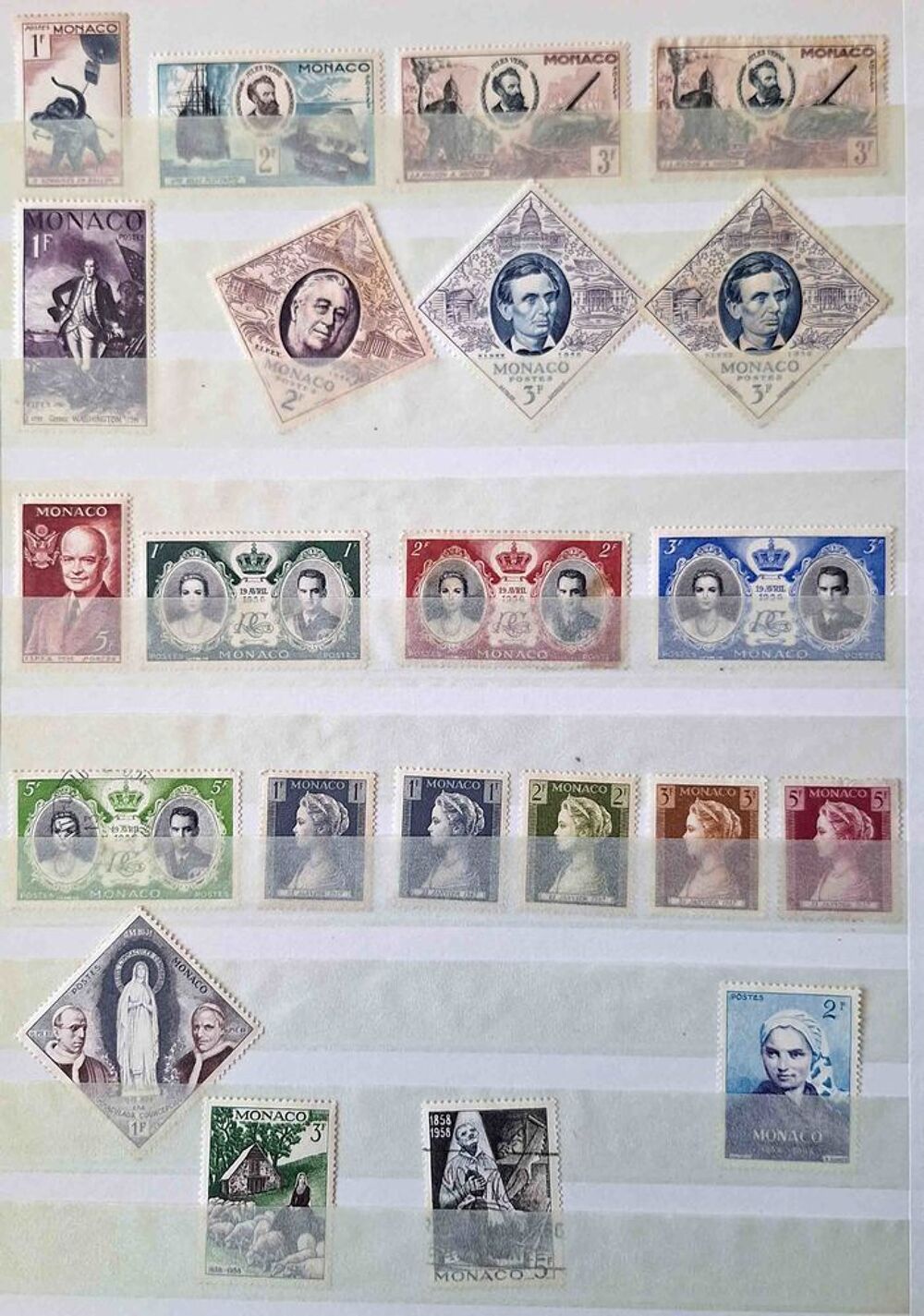 S&eacute;rie de timbres de collection de Monaco 