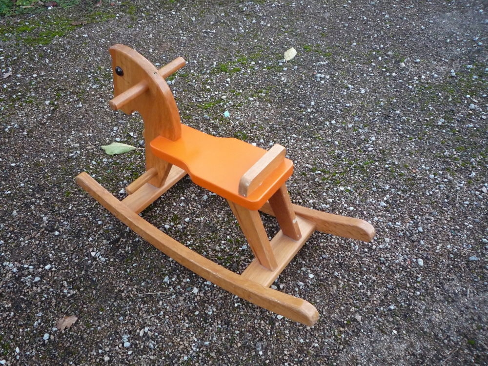 Cheval en bois Jeux / jouets