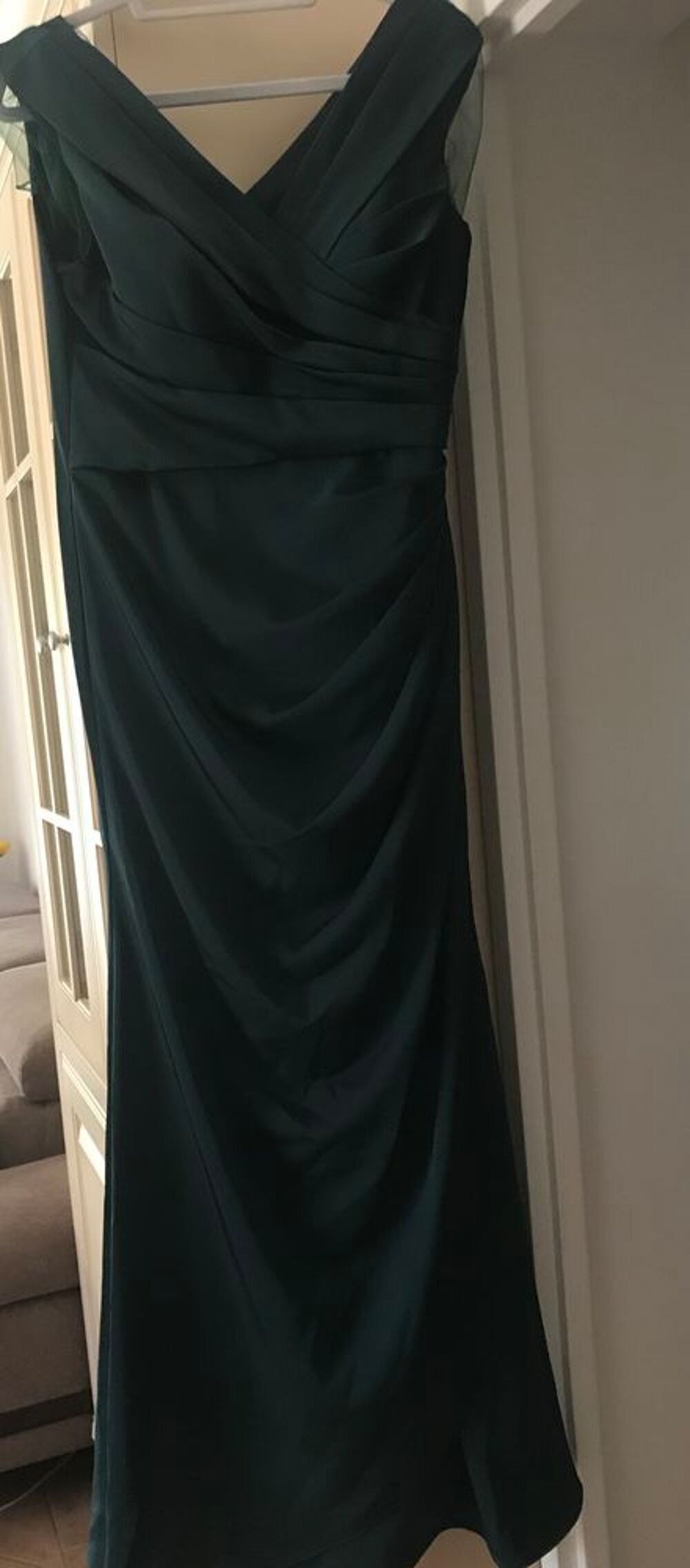Robe cocktail port&eacute;e le 1er juillet Vêtements
