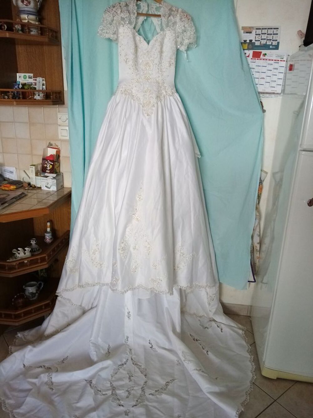 robe de mariee faire offre Vêtements