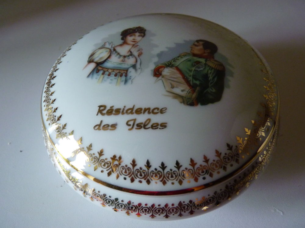 Bonbonni&egrave;re Napol&eacute;on et Jos&eacute;phine, en porcelaine Décoration