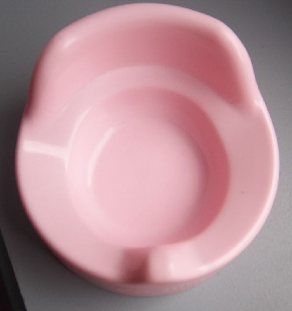 Petit pot corolle rose Jeux / jouets