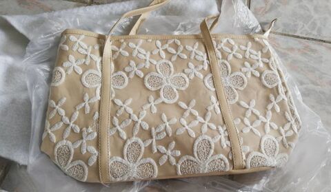 Sac porté épaule NEUF 4 Lyon 8 (69)