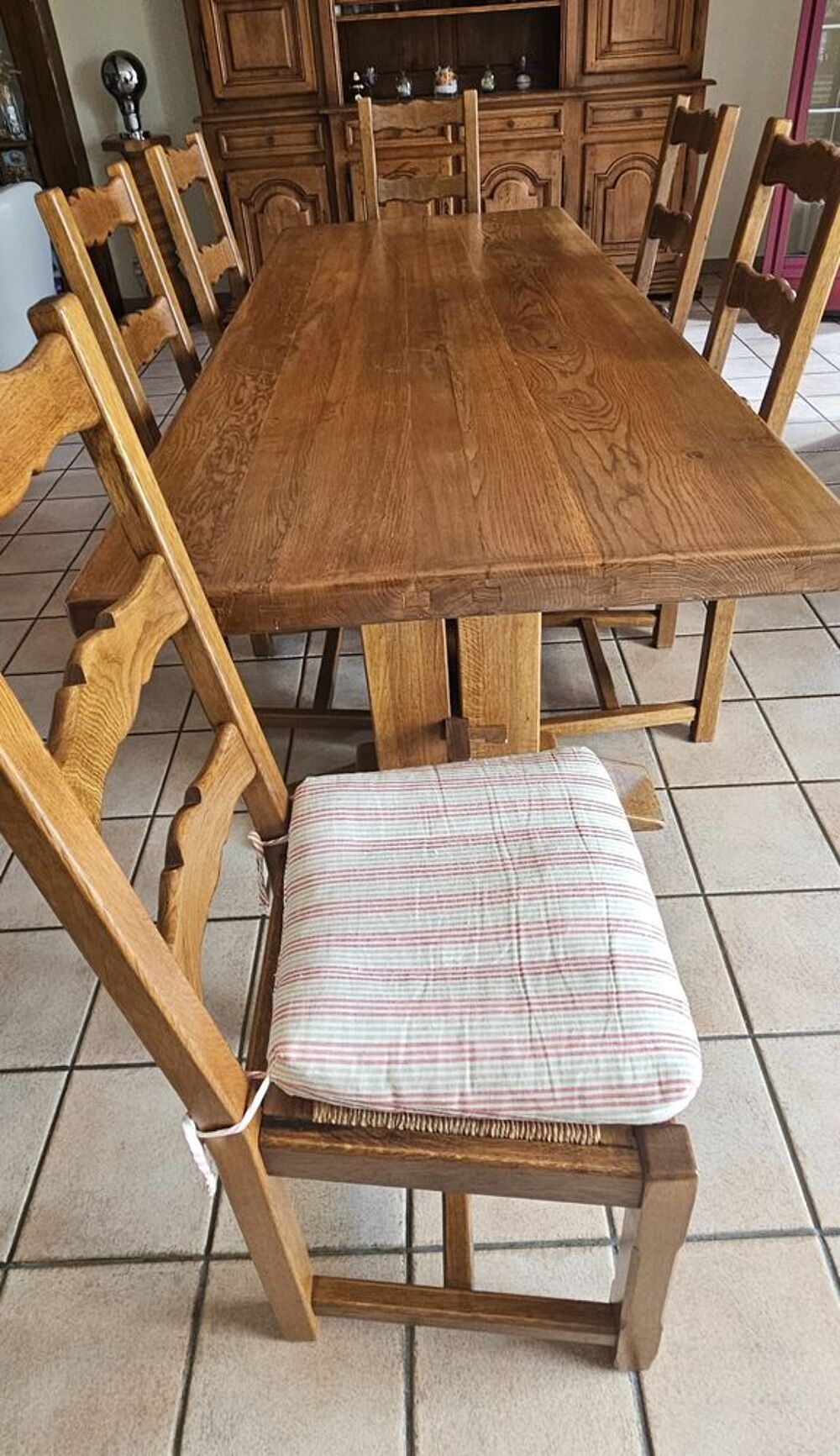 table avec 6 chaises Meubles