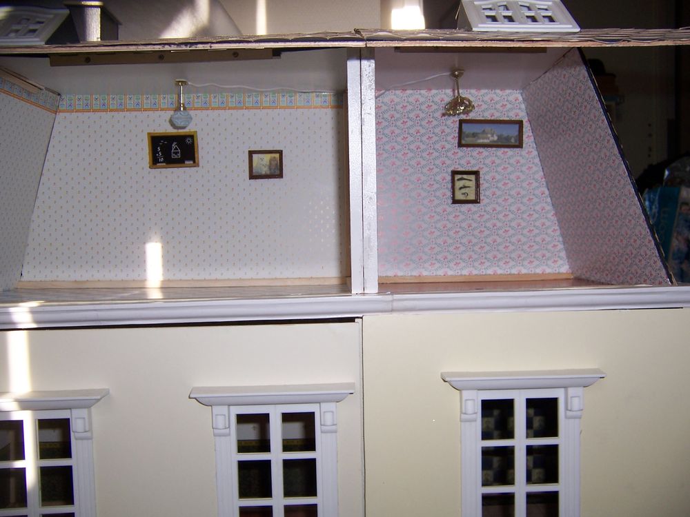 maison de poup&eacute;e DELPRADO Jeux / jouets