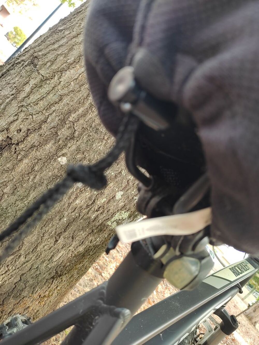 VTT ROCKRIDER 340 + Cordon de s&eacute;curit&eacute;/Sonnette/Lampe noctur Vélos
