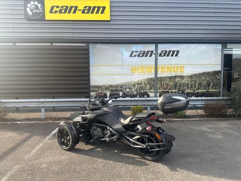 Moto CAN AM 2016 occasion Cognac 16100