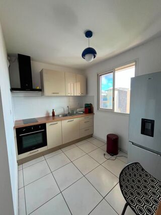  Appartement à louer 2 pièces 45 m²
