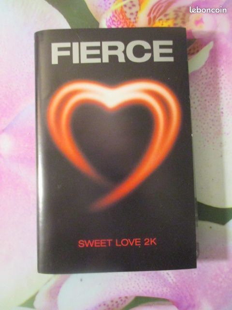 Cassette audio Fierce  2 H�rouville-Saint-Clair (14)