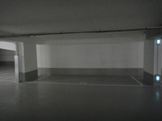  Parking / Garage à louer 10 m² Paris