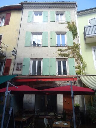  Immeuble  vendre 210 m