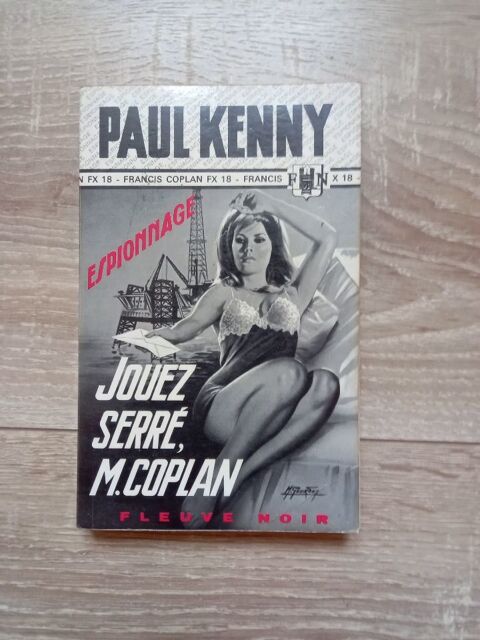 Livre (jouez serr� Mr Coplan) 4 Villiers (86)