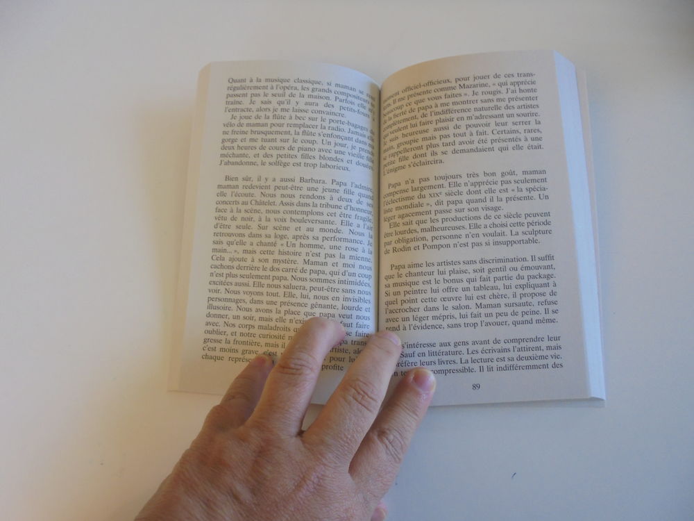 Bouche cousue (109) Livres et BD