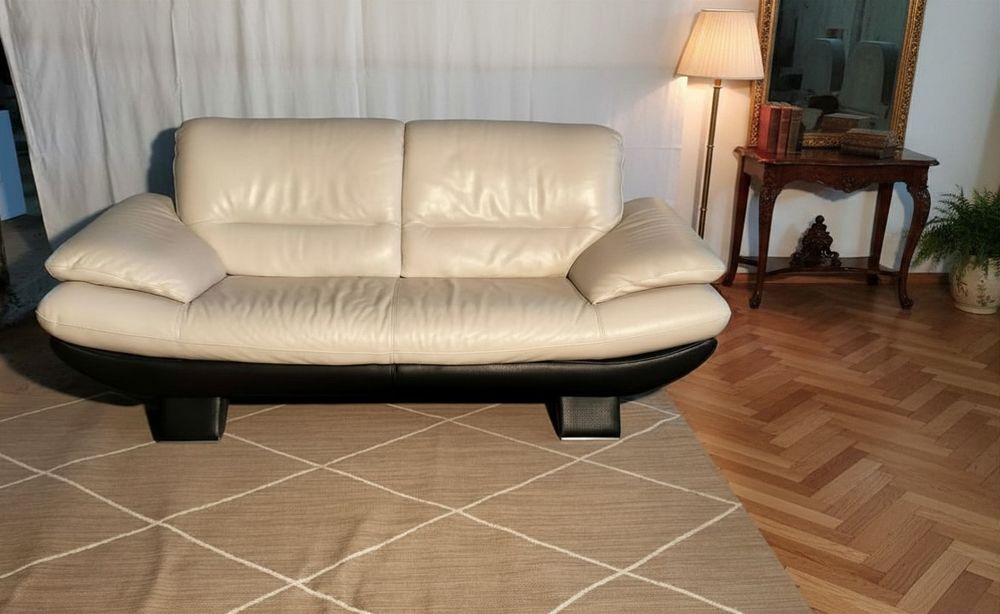 Canap&eacute; en cuir v&eacute;ritable de marque Calia Italia Meubles