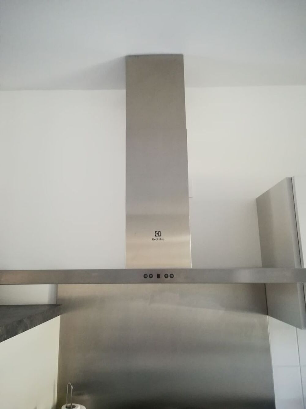 Hotte Electrolux tr&egrave;s bon achet&eacute; r&eacute;cemment 90cm Electroménager