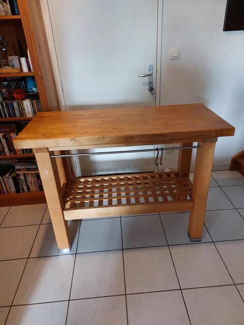 desserte campagnarde en bois
120 Saint-S�bastien-de-Morsent (27)