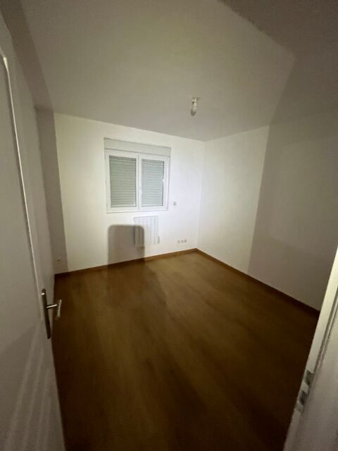  Appartement � louer 4 pi�ces 100 m�