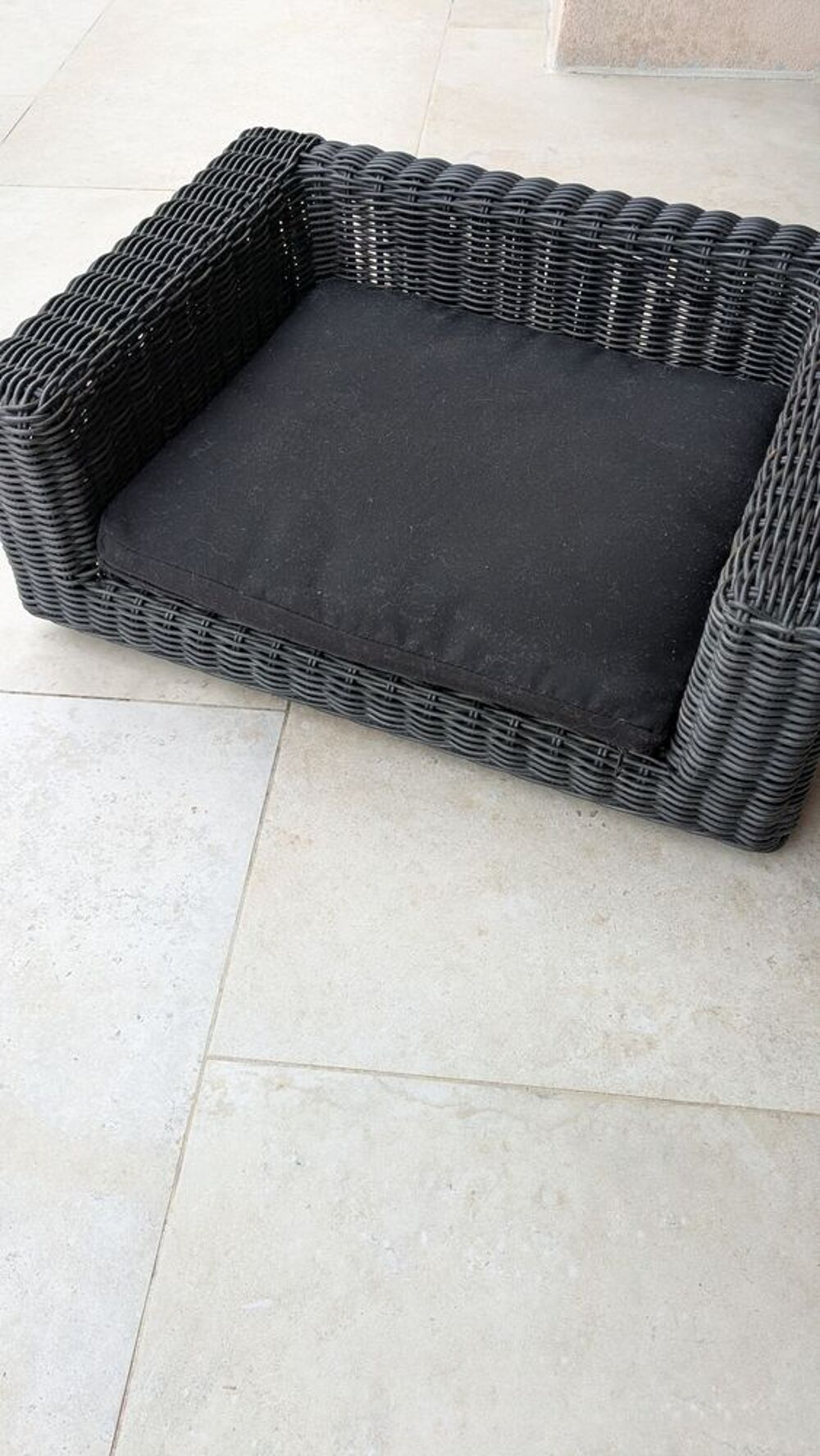   Canapé rotin pour chien ou chat 