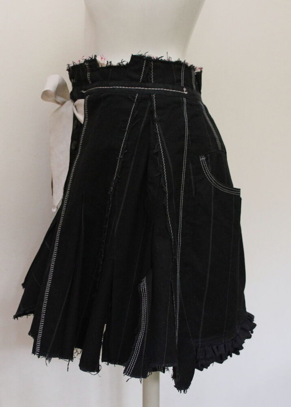Jupe courte &agrave; plis MARITHE FRANCOIS GIRBAUD T.S Vêtements